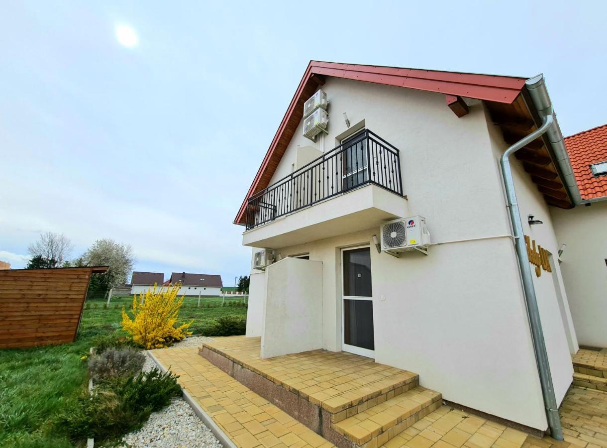 Szekely-Lak Apartman Hegykő Exteriör bild